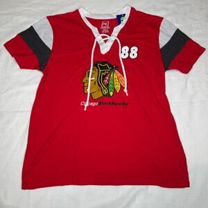 NWT! Chicago Blackhawk Hockey Women's Large Shirt in Red and White, NHL